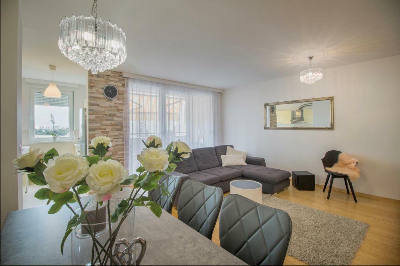 Apartment Montesa With Free Parking And Balcony *